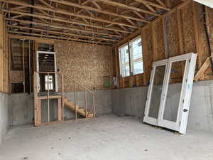 Large/tall 2 car garage with windows for natural light