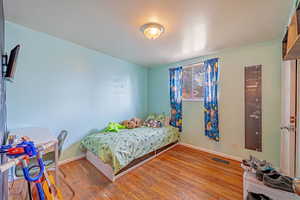 Bedroom 2 on the main level!