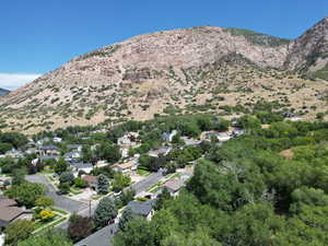 Bird's eye view of a mountain backdrop