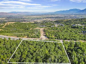 View of property location featuring a mountain backdrop and property boundaries highlighted
