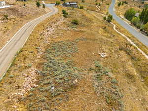 Aerial view of property and surrounding area