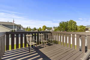Large Back Deck
