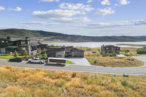 Bird's eye view of a water and mountain view