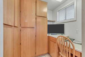 Huge Patry & Desk Area off Kitchen