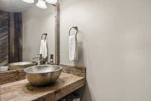 half bath main level