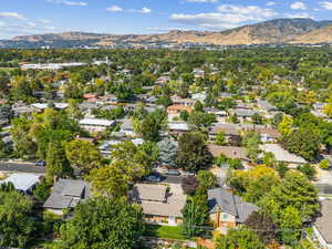 Aerial view of residential area with a mountain backdrop