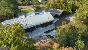 Aerial view of property and surrounding area