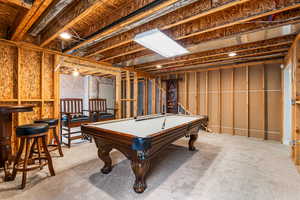 billiards room