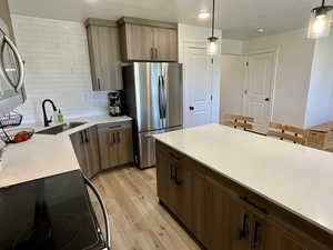 Spacious and bright kitchen