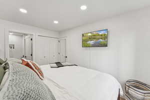 Bedroom featuring recessed lighting