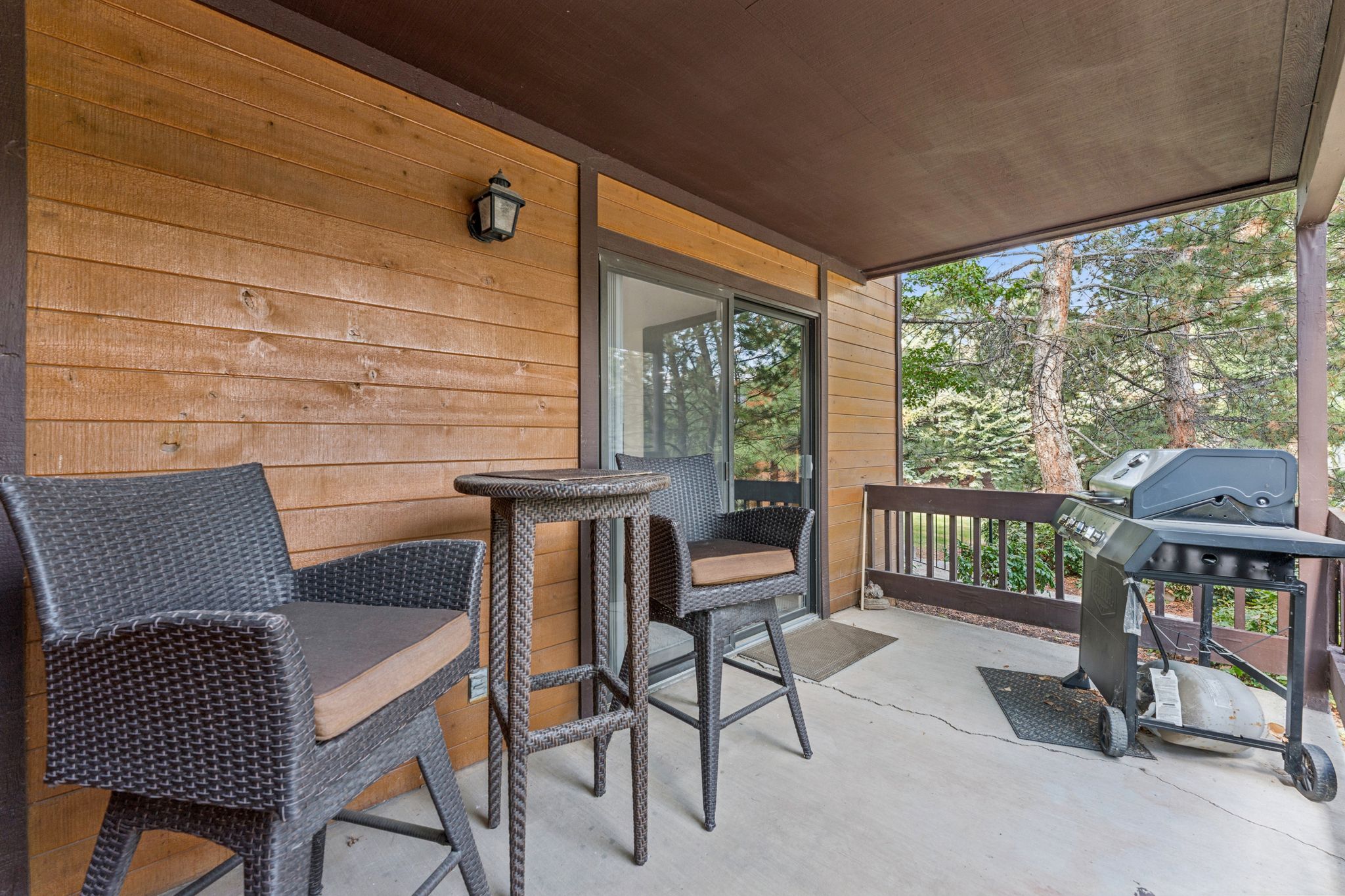 Balcony featuring a grill