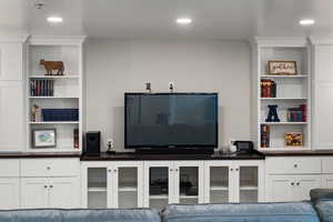 Living area with recessed lighting