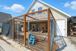 View of outbuilding / chicken coupe