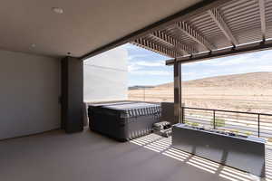 *Photo of a similar unit