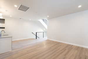 *Photo of a similar unit