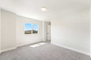 *Photo of a similar unit