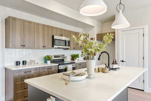 *Photo of a similar unit