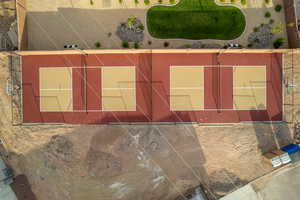 Clubhouse Pickleball Courts