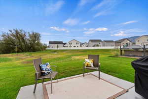 View of patio / terrace with a residential view