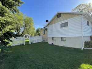 View of side of home