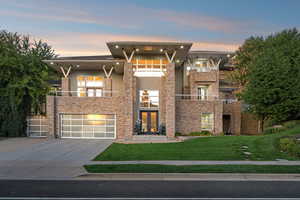 5304 Skyline Parkway