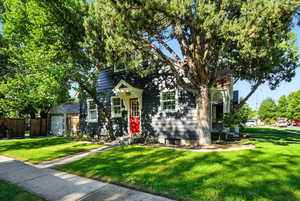 View of obstructed view of property