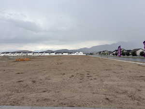 View of yard with a residential view