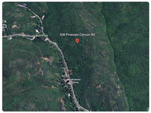 Aerial map of property and surrounding area