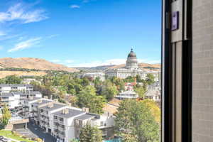 City view featuring mountains