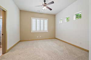 Guest suite with en suite bathroom