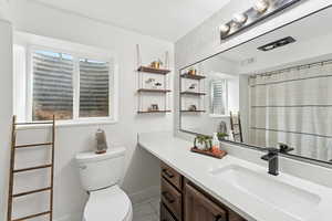 Large downstairs full bathroom