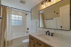 2nd bathroom upstairs