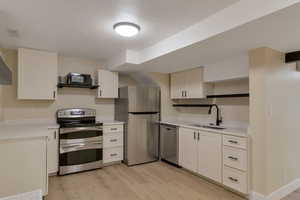 Full kitchen in basement