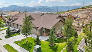 Bird's eye view of a mountain backdrop