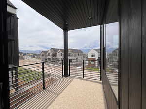 Balcony featuring a residential view