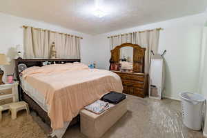 Masterbedroom on main floor