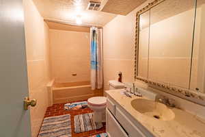 Full bathroom in basement