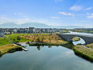 Bird's eye view of a water and mountain view