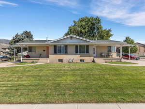 Duplex building exterior view