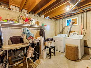 Duplex basement laundry room
