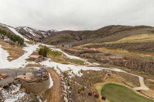 View of mountain backdrop featuring a local golf course