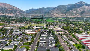 Community is near Insta Care, grocery stores, gas station, coffee shops and food options