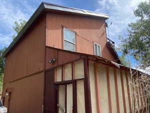 View of side of home