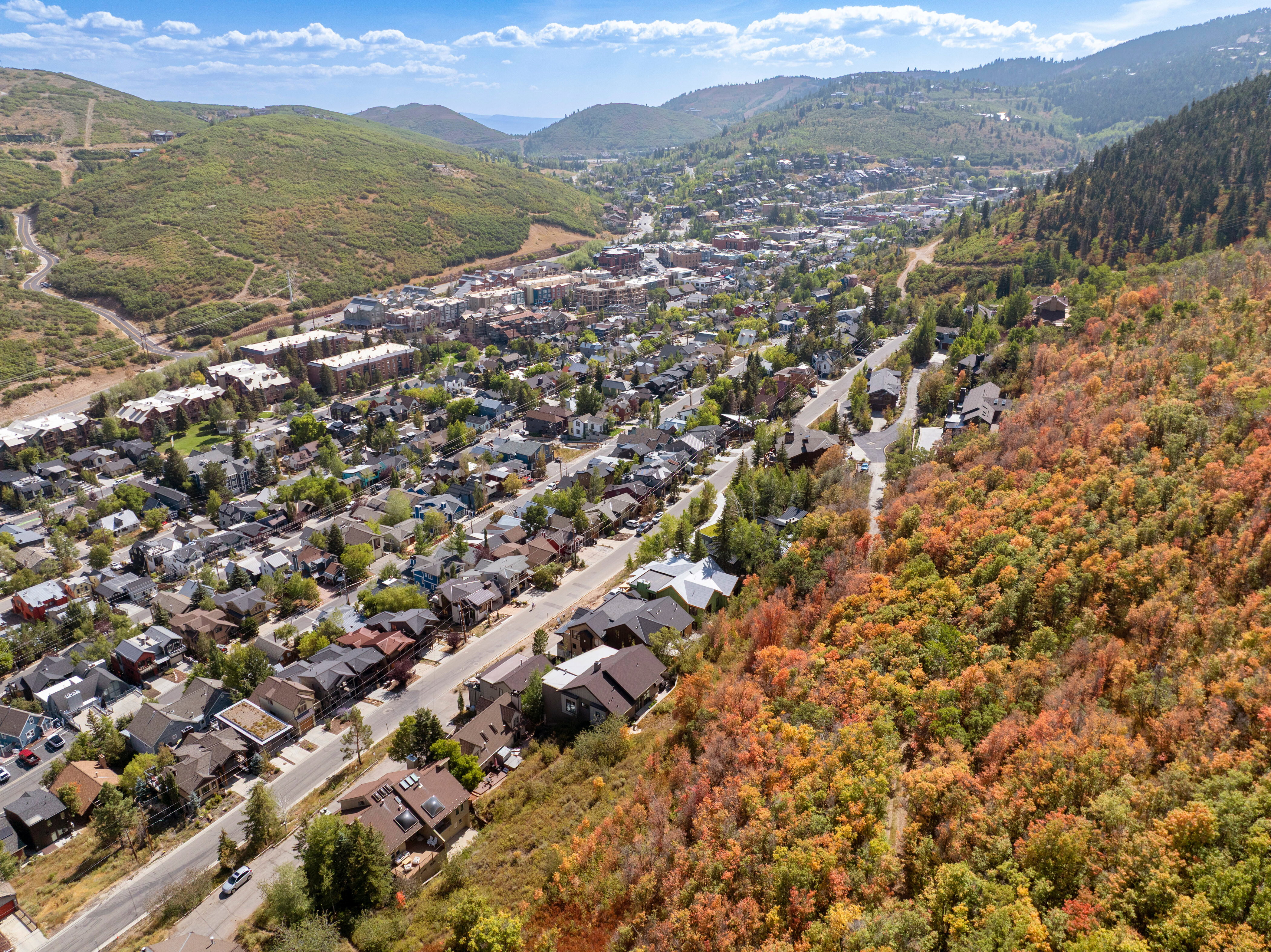 View of property location with a mountain backdrop
