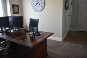 Office/Den/Bedroom flex room