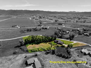 Overview of rural landscape with a mountainous background