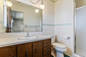 primary bedroom bathroom