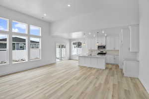 OPEN CONCEPT W/ 12' CEILINGS IN GREAT ROOM!  9' CEILINGS THROUGHOUT HOME! (PICTURE OF PREVIOUS BUILT HOME-COLORS AND MATERIALS MAY VARY)