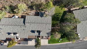 Aerial view of property and surrounding area