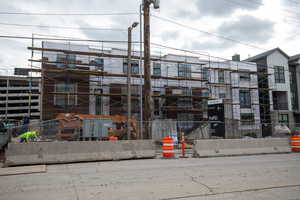 View of apartment building / complex